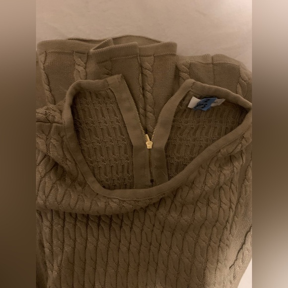 Dress - Picture 3 of 5